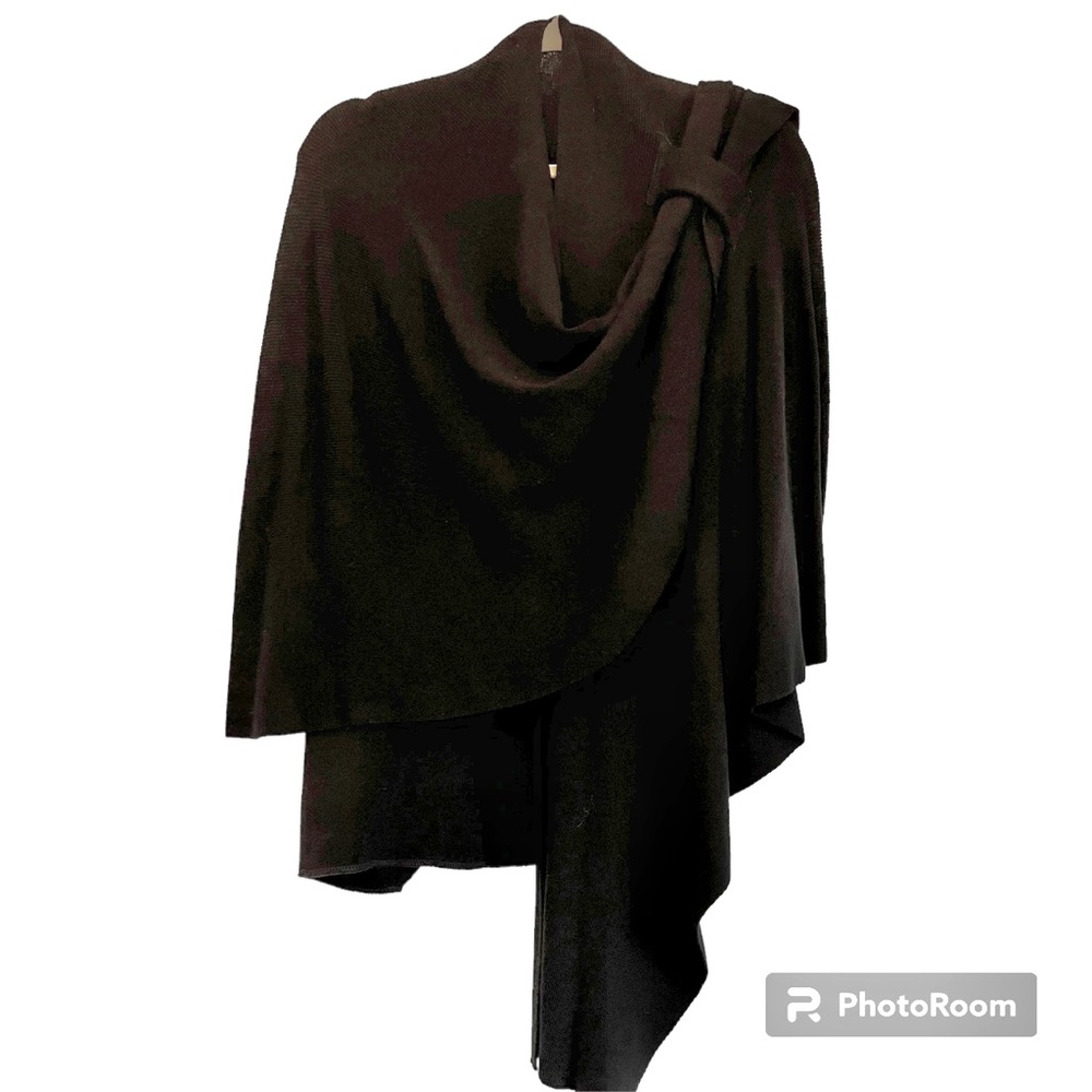 Parkhurst Black Shawl/Cape Size: O/S
